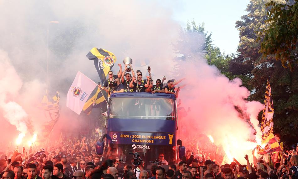 T�RK�E MESAJ VERD�