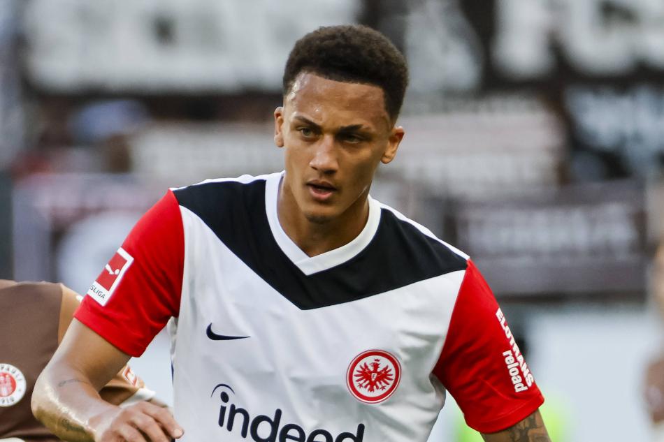 TUTA'NIN A�IKLAMALARI