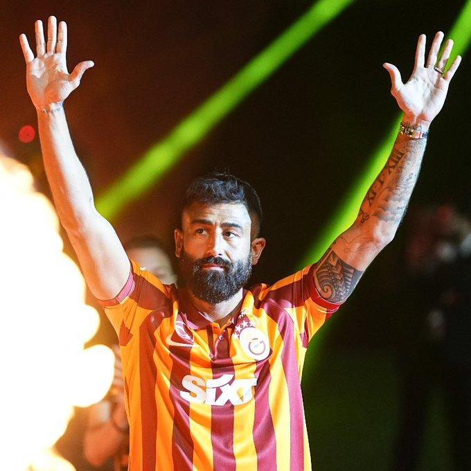 SOSYAL MEDYA VE TARAFTARLA BA�