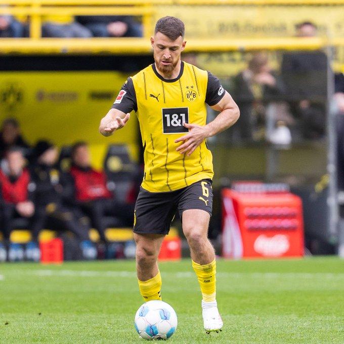 BE��KTA�, SAL�H �ZCAN'I �ST�YOR