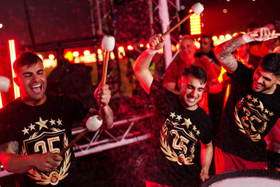 GALATASARAY'A TRANSFER�