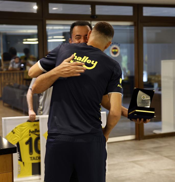 Y�NET�M�N DE ���NE S�NMED� AMA...