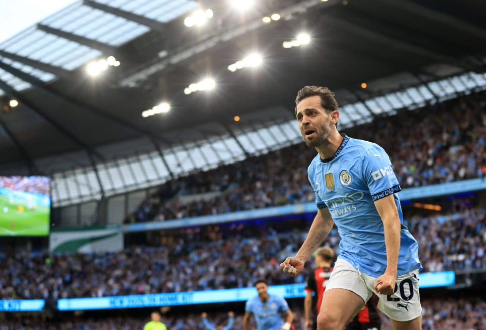 AYRILIK BEKLEN�YOR