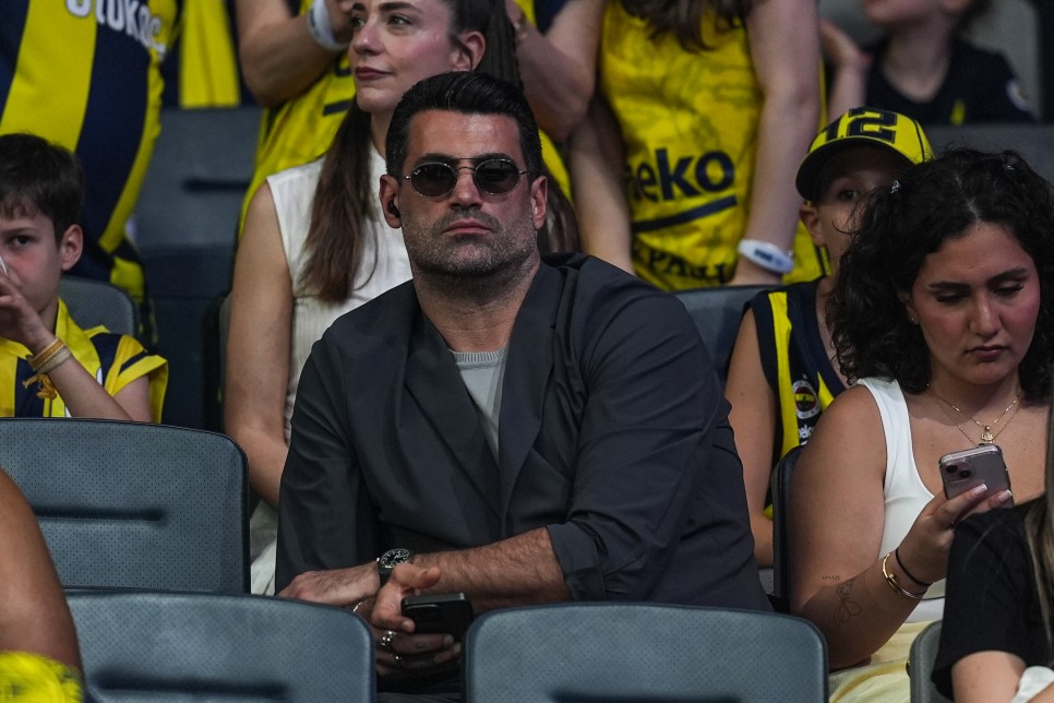 FENERBAH�E ���N A�IKLAMA