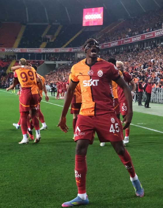 TEKL�F YAPAN D��ER TAKIM