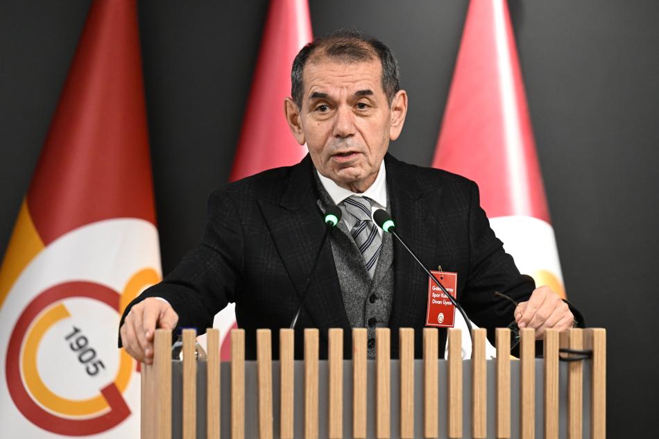 G.SARAY'DAN SAVUNMAYA TAKVİYE
Şampiyonlar Ligi adına iddialı bir kadro kurmak isteyen Galatasaray, savunma hattına da bir takviyeye hazırlanıyor. Sarı-Kırmızılılar, eski yıldızı için devreye girmiş durumda. İşte detaylar...