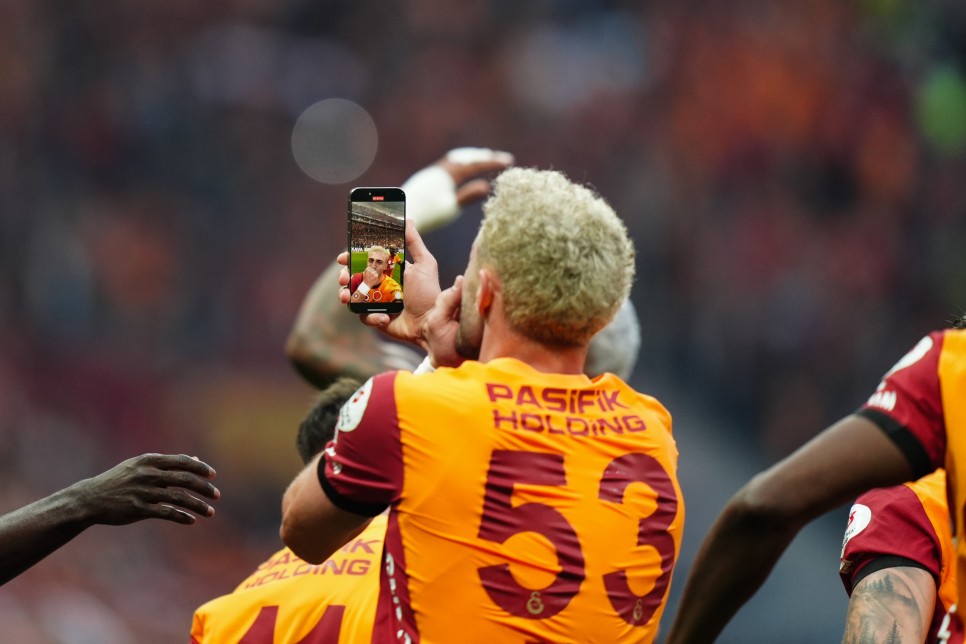 �LK HAMLE ALMANYA'DAN