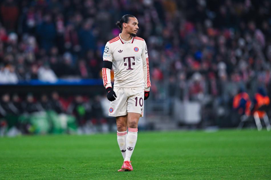 T�RKK�YE'DEN DEV TEKL�FLER