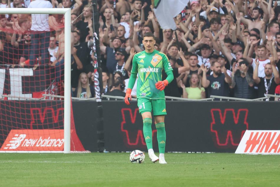 CHELSEA'DEKİ SÖZLEŞMESİ