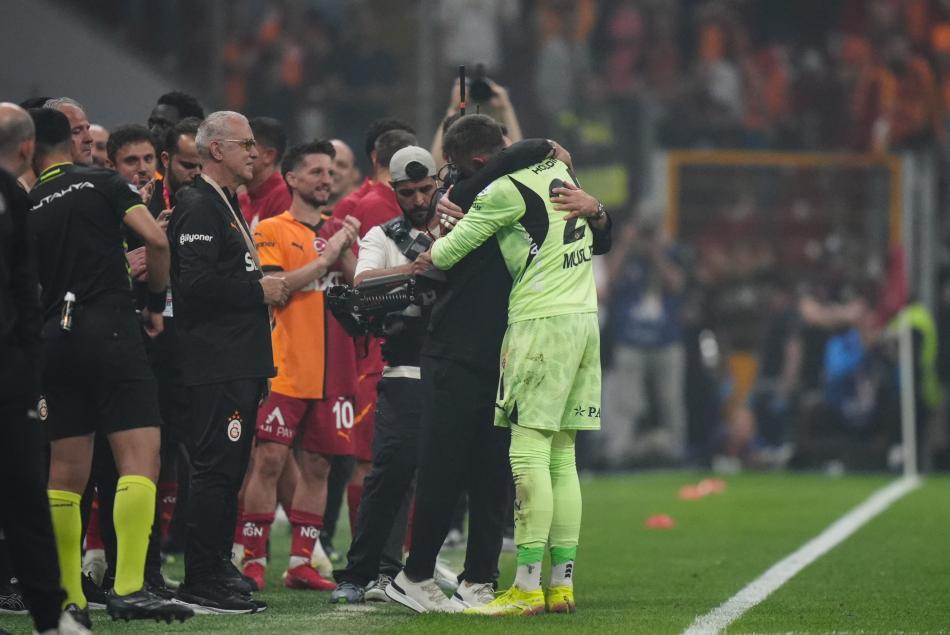 URUGUAY'DA A�IKLAMA