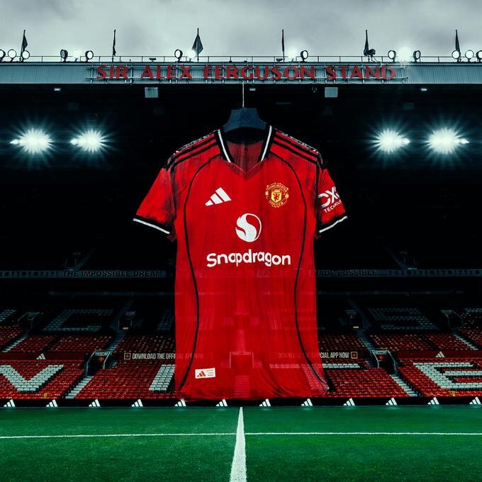 MANCHESTER UNITED (�� SAHA)