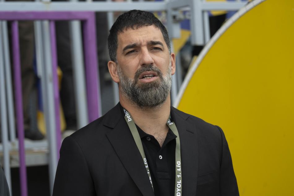 ARDA TURAN'IN SZLER