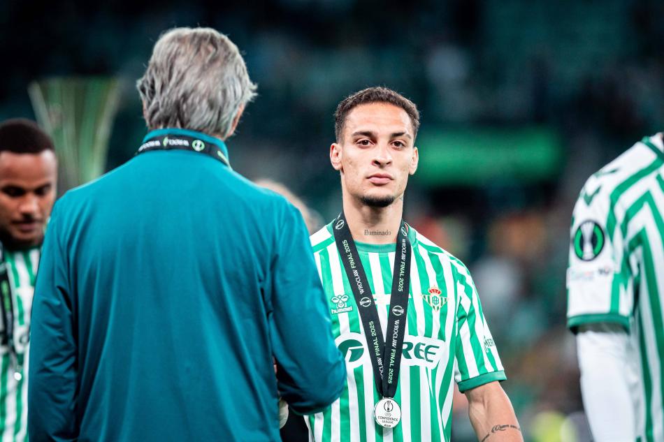 MANU'DAK� S�ZLE�MES�