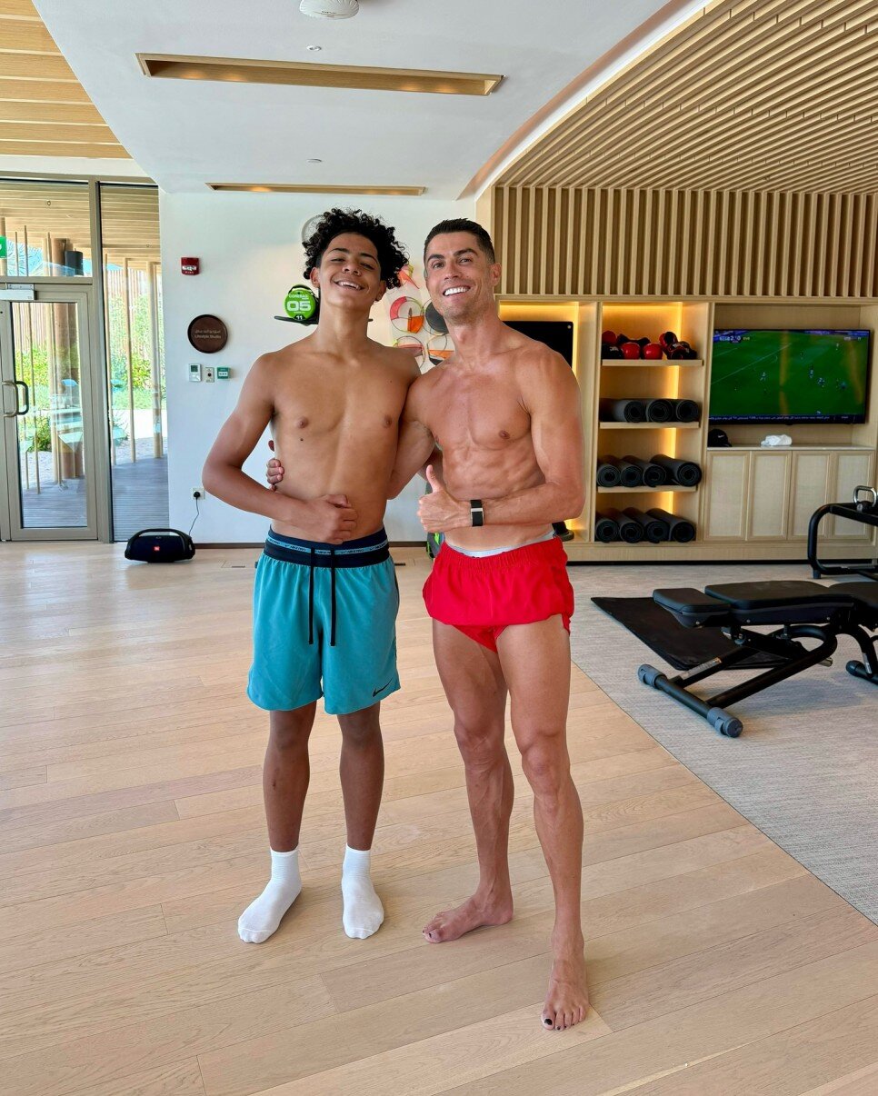 CRISTIANO RONALDO