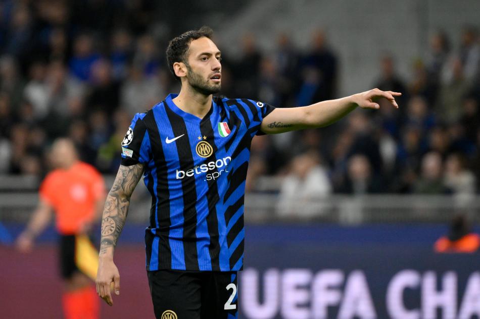 G.SARAY'DA HAKAN ALHANOLU GEREKLER