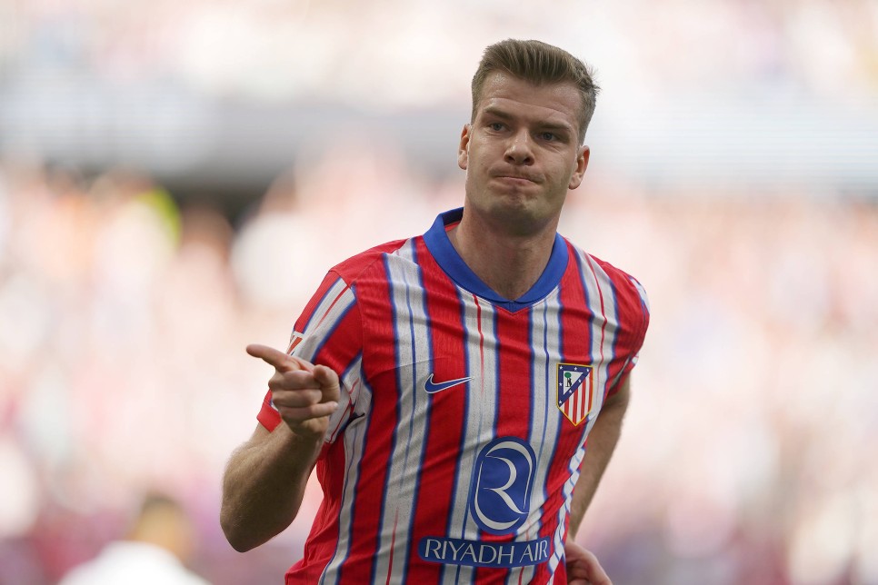 L�STEDE YEN� �S�M