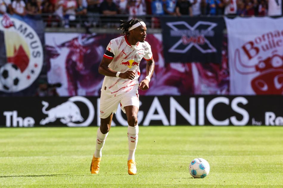 GALATASARAY'A SICAK BAKIYOR