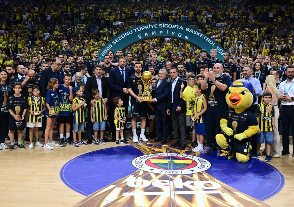 �AMP�YON FENERBAH�E BEKO