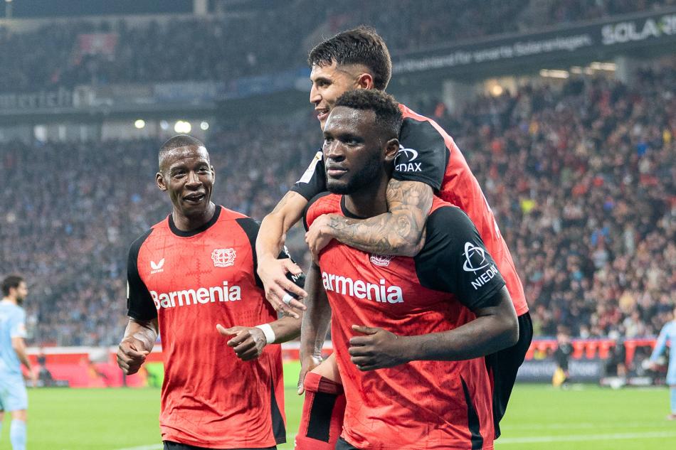 TEKL�FLER� DE�ERLEND�R�YOR