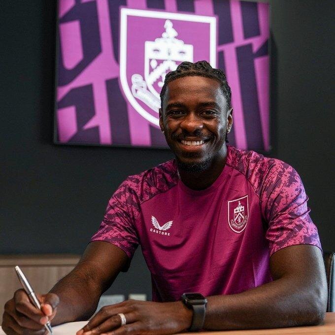 AXEL TUANZEBE