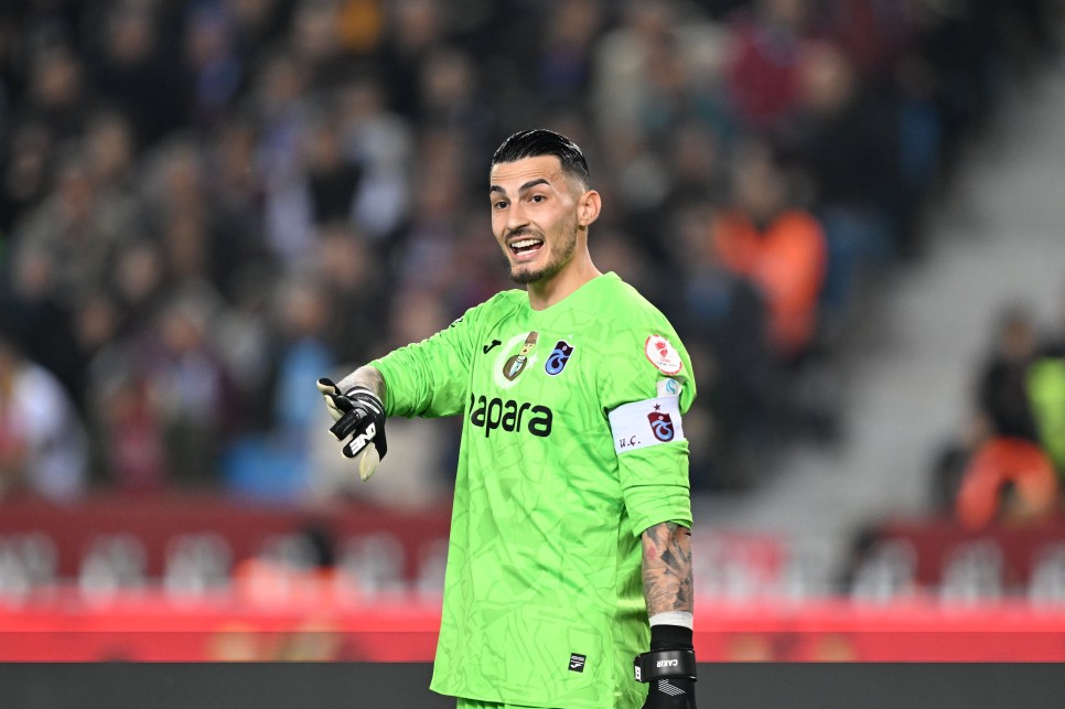 TRABZONSPOR'DAN KOLAYLIK �STED�