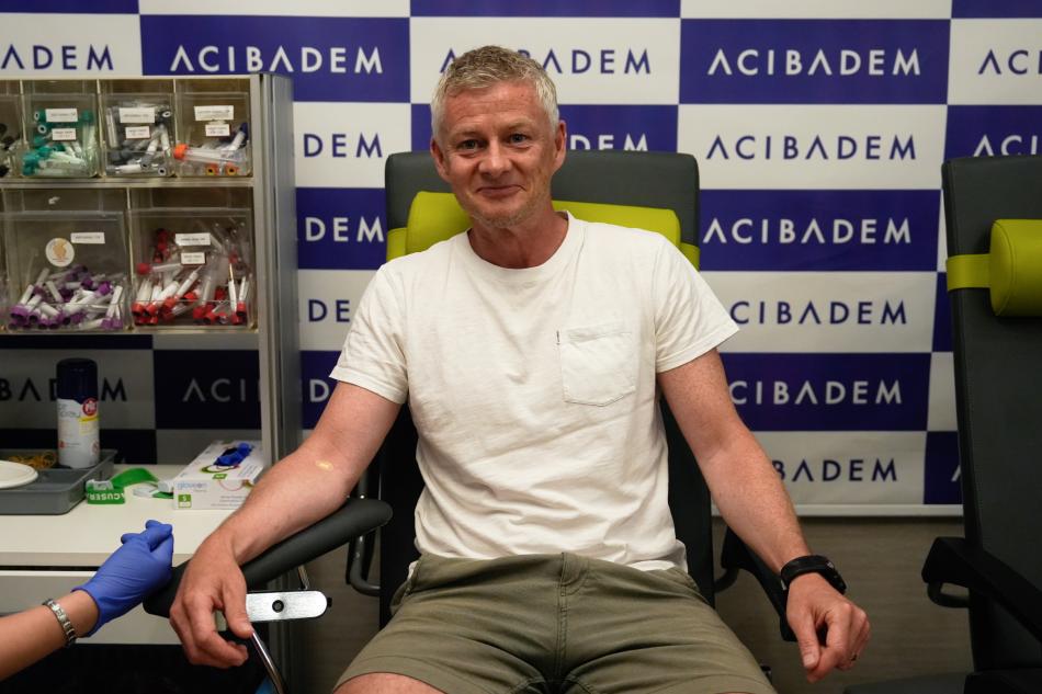 FUTBOLCULAR VE TEKN�K EK�P SA�LIK KONTROL�NDE