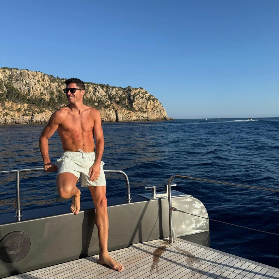 ROBERT LEWANDOWSKI