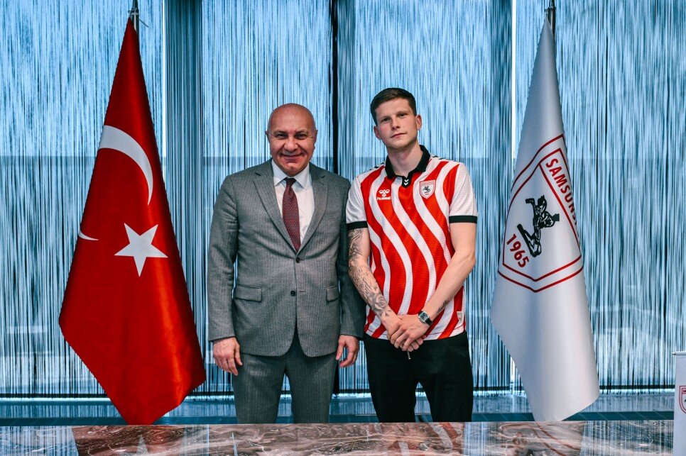 LOGI TOMASSON