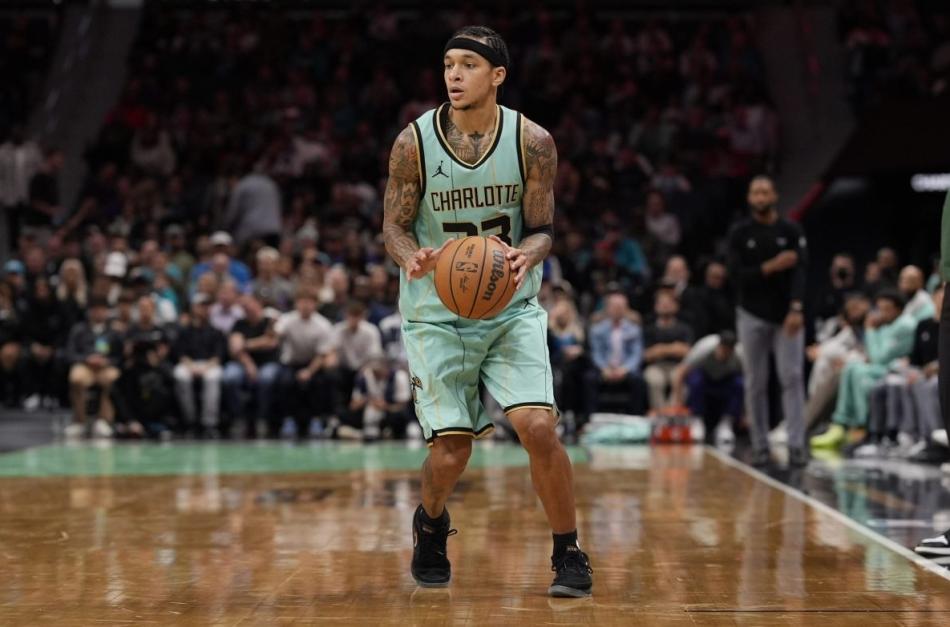 Tre Mann, Hornets ile s�zle�me imzalad�