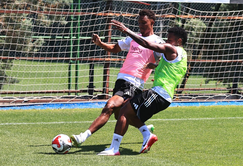 �DMANDA NELER YA�ANDI?