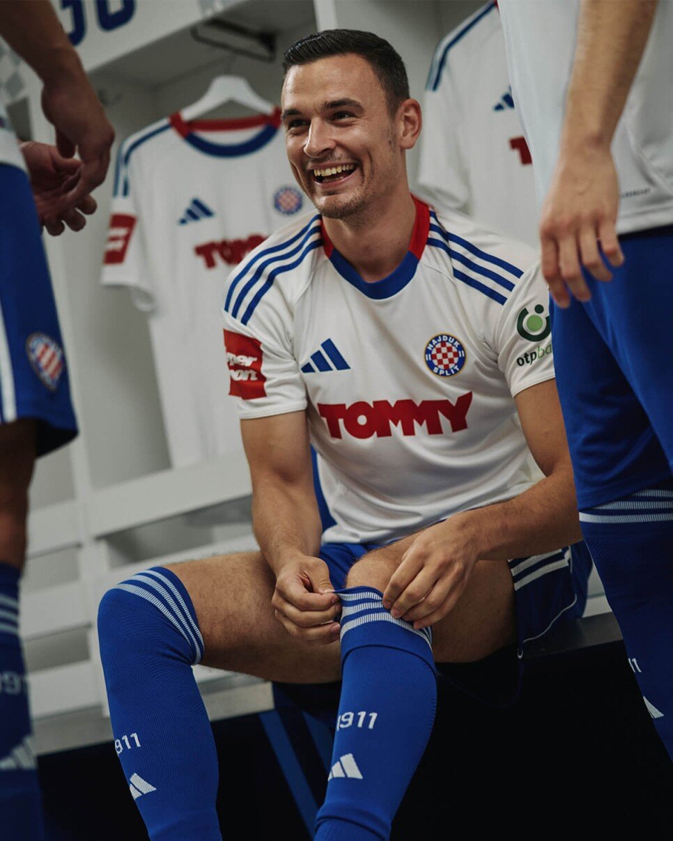 HAJDUK SPLIT (�� SAHA)