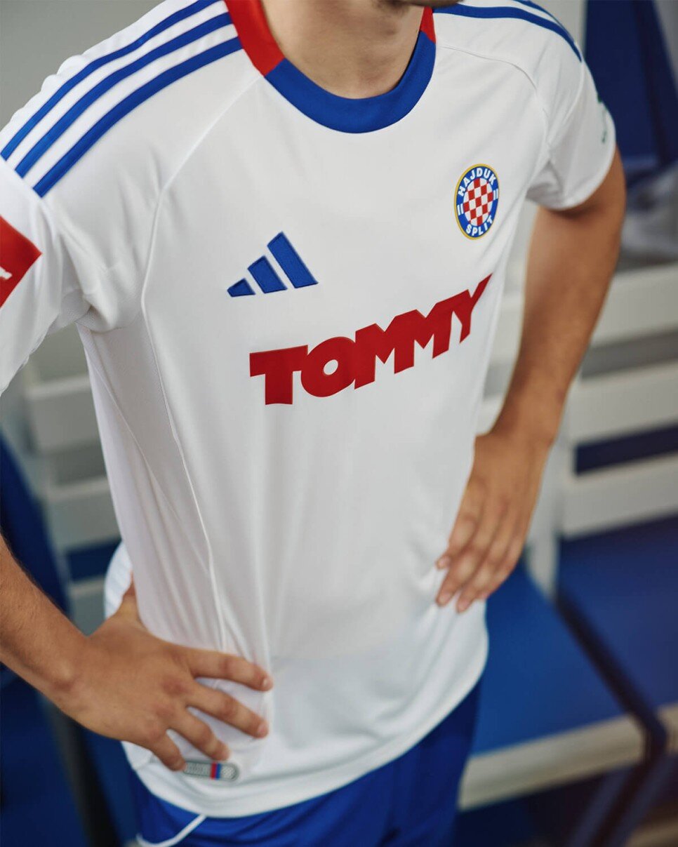 HAJDUK SPLIT (�� SAHA)