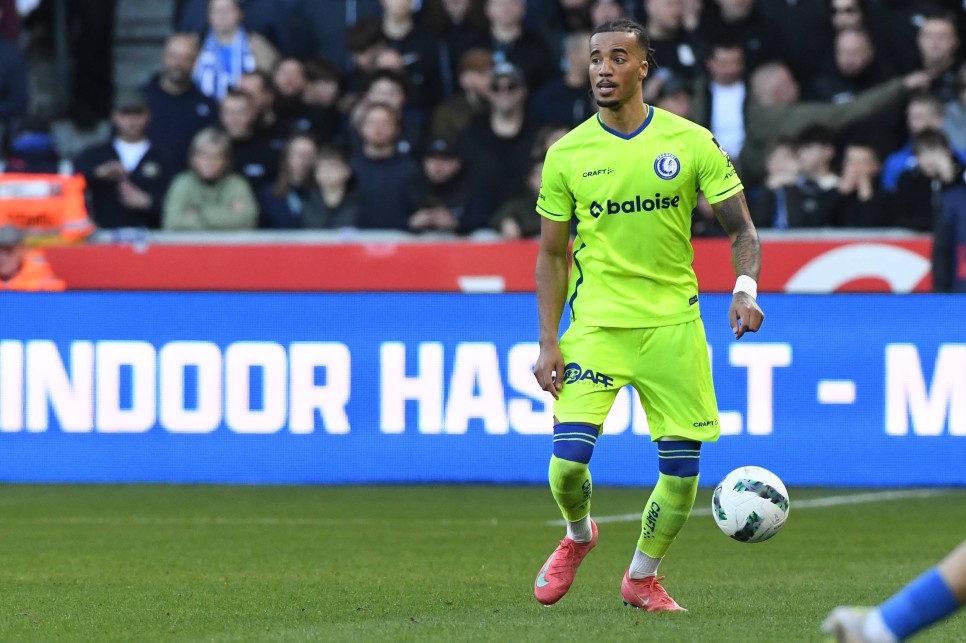 ARCHIE BROWN GEL��MES�