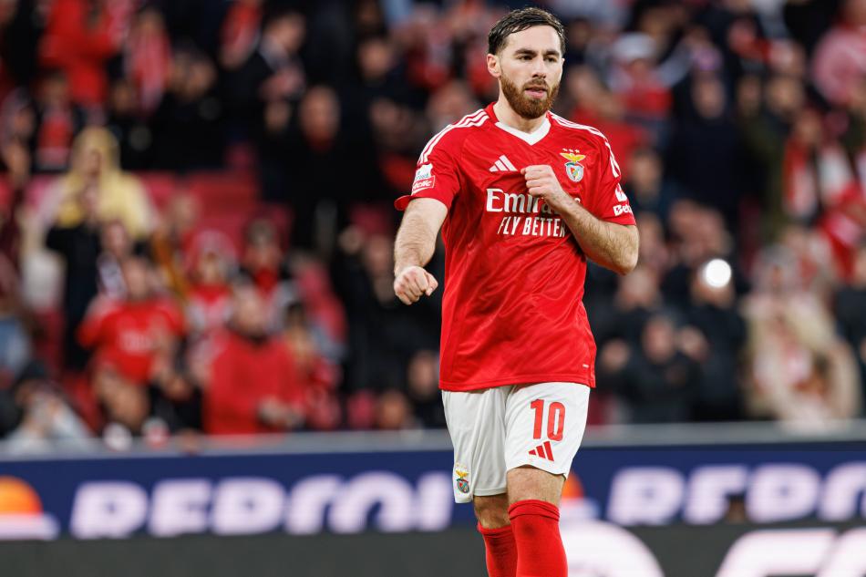 REKORLA BENFICA'DA