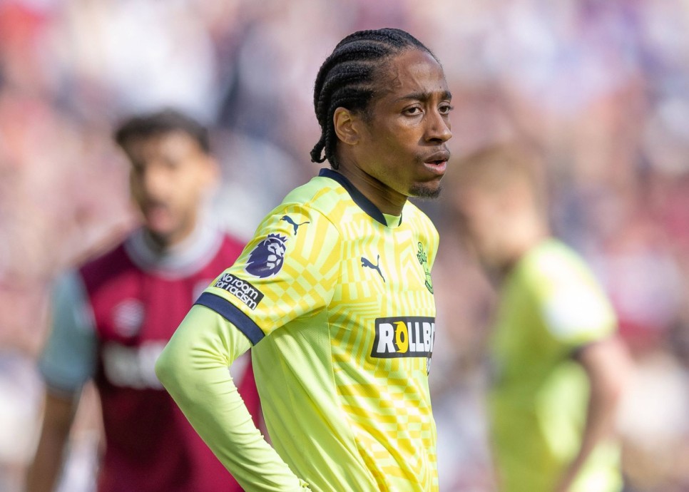 FUTBOLA WINCHMORE'DA BA�LADI