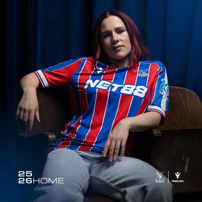 CRYSTAL PALACE (�� SAHA)
