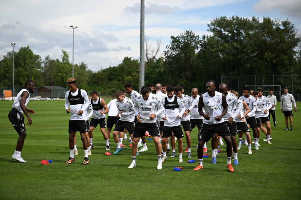 KALABALIK KADRO HAZIRLIKLARI AKSATTI