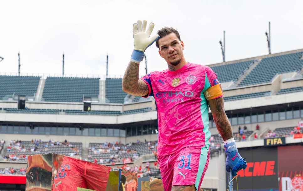 EDERSON'DA ANLA�MA YAKIN