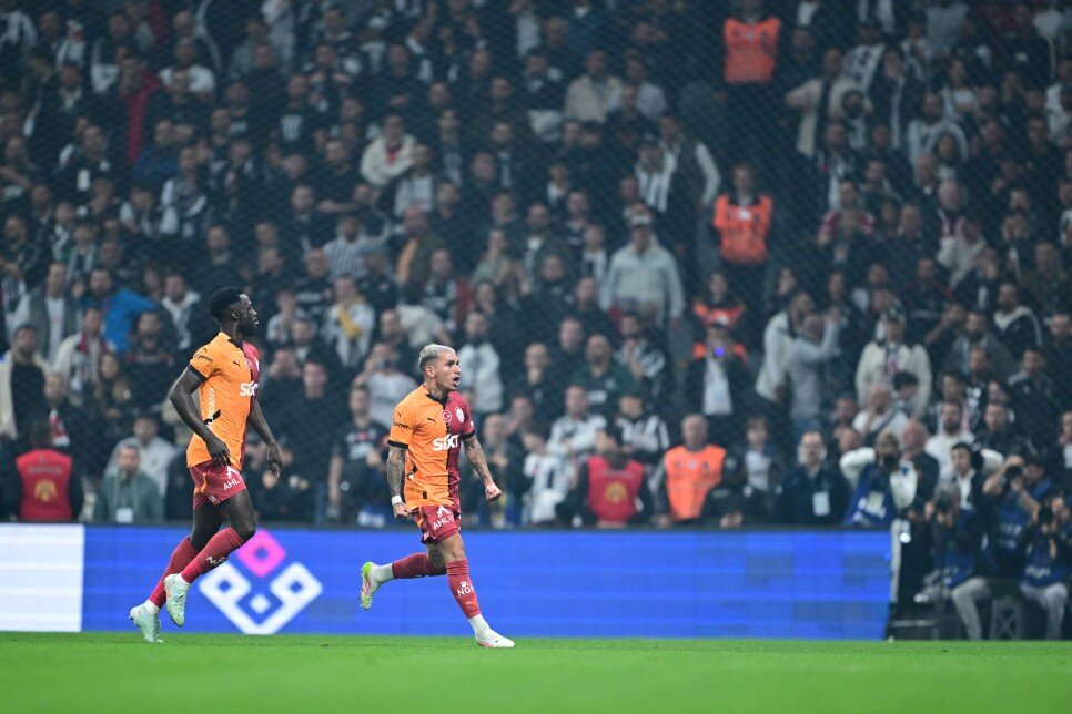 FERNANDO MUSLERA �T�RAFI