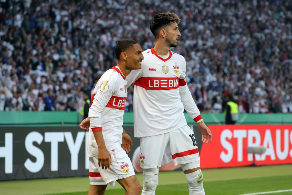 GALATASARAY'A SICAK BAKIYOR