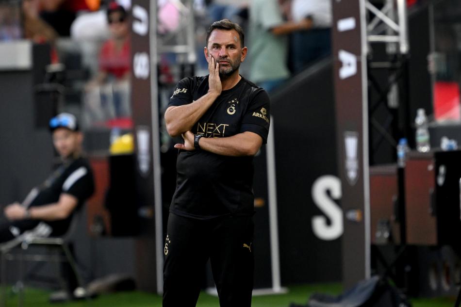ARDA ÜNYAY'IN PERFORMANSI