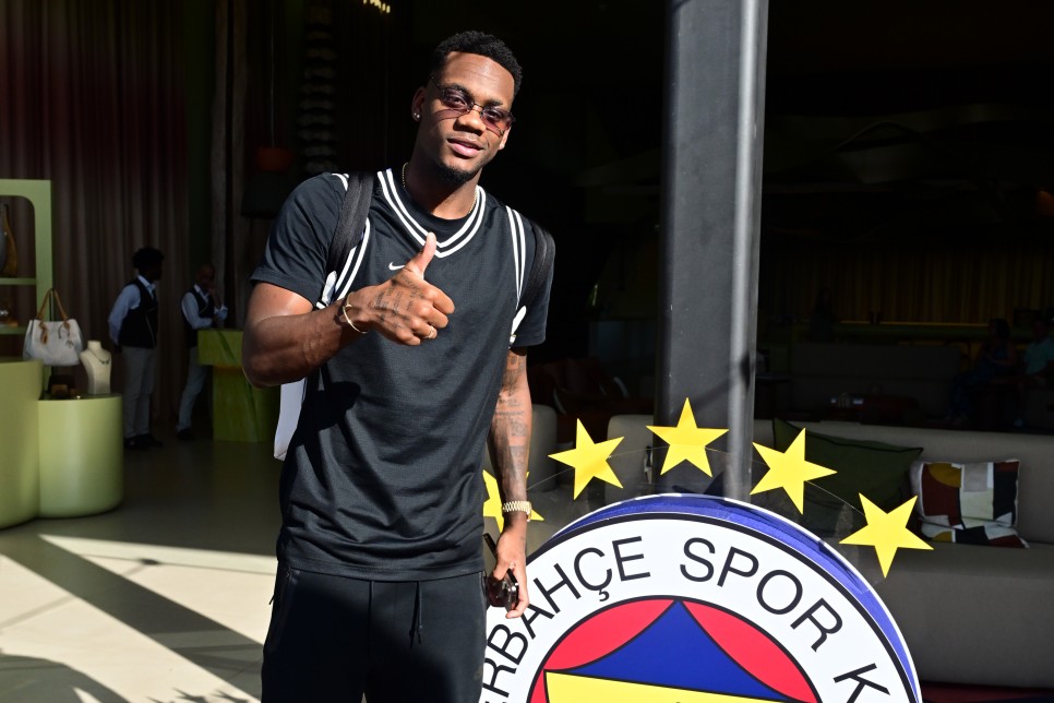 JHON DURAN'IN �LK R�PORTAJI