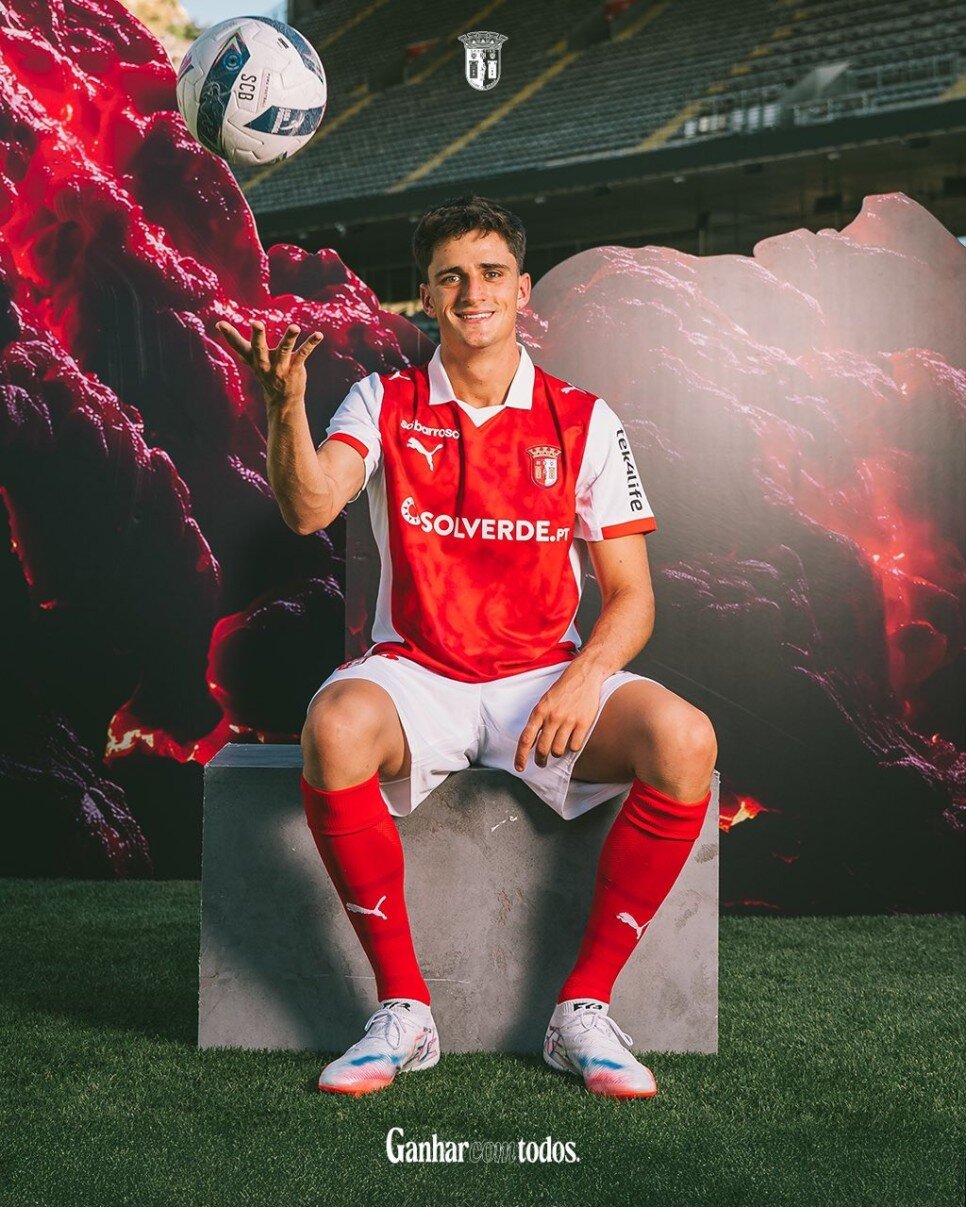 PAU VICTOR 