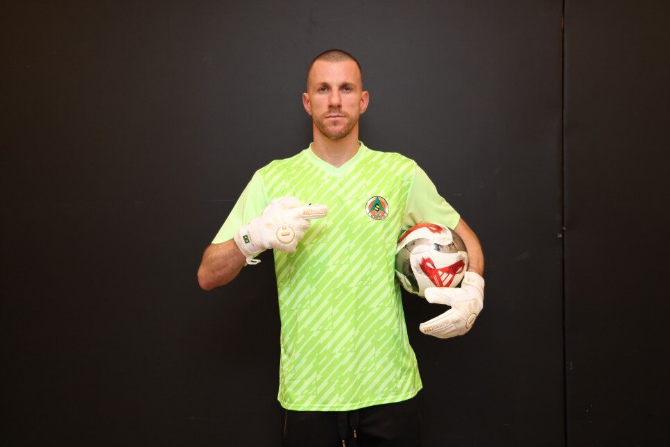PAULO VICTOR