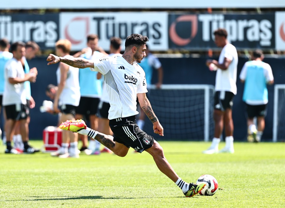 BE��KTA� ANTRENMANI