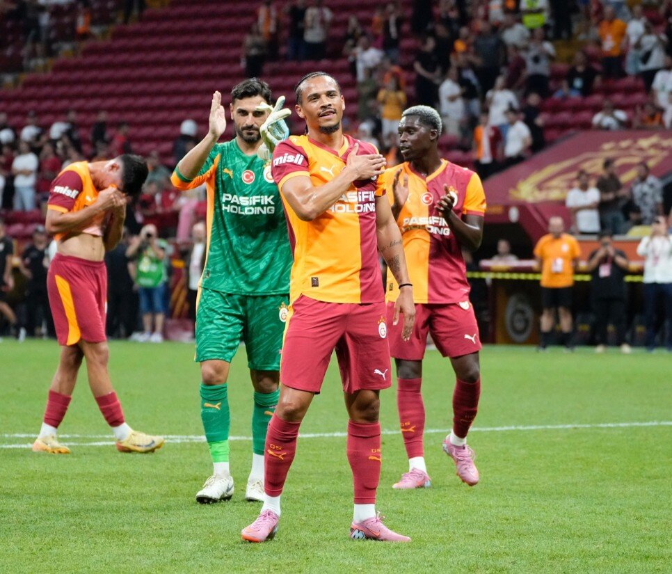 SANE DE �MZA ATACAK