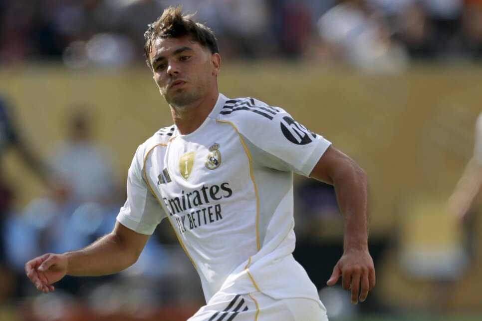 FENERBAH�E�YE TRANSFER� ZOR