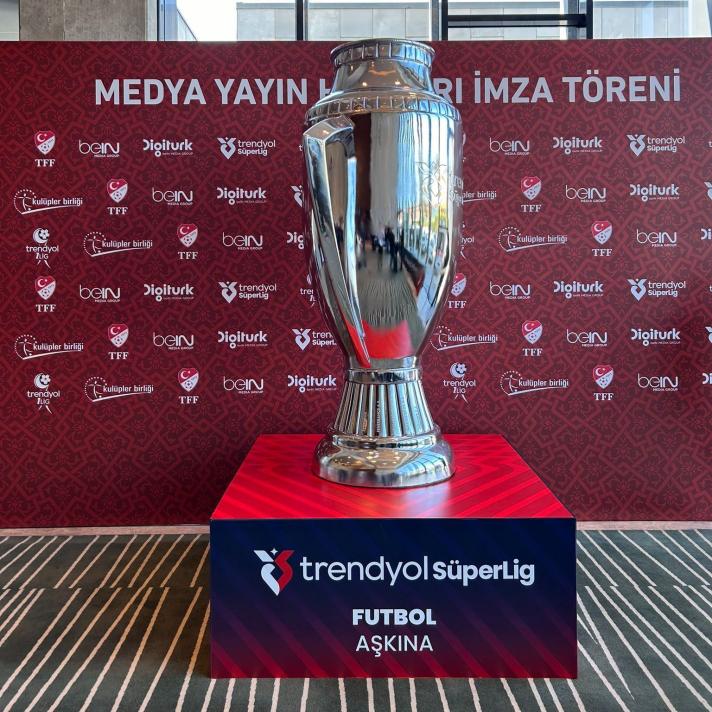 2025/26 SEZONU AMPYONLUK TAHMN!