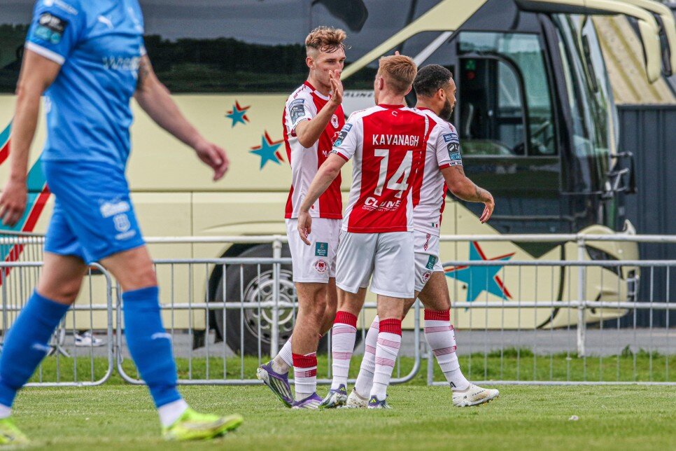 KEENA SONRADAN G�R�NCE GOL ATAMIYOR!