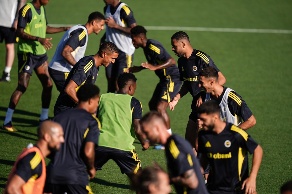 RODRIGO BECAO, DMANA KATILDI